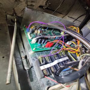 Diagnóstico electrónico de sistema de climatización en Castellón - TecniClima